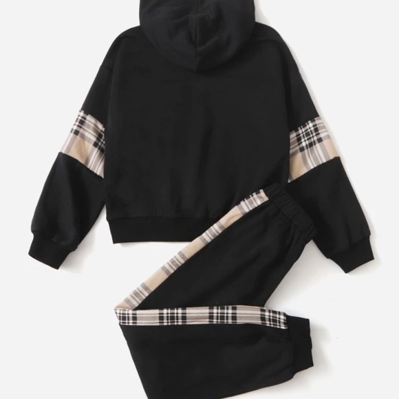 Girls Size 11-12 Black & Tan Hoodie and Jogger Bundle - Picture 10 of 12
